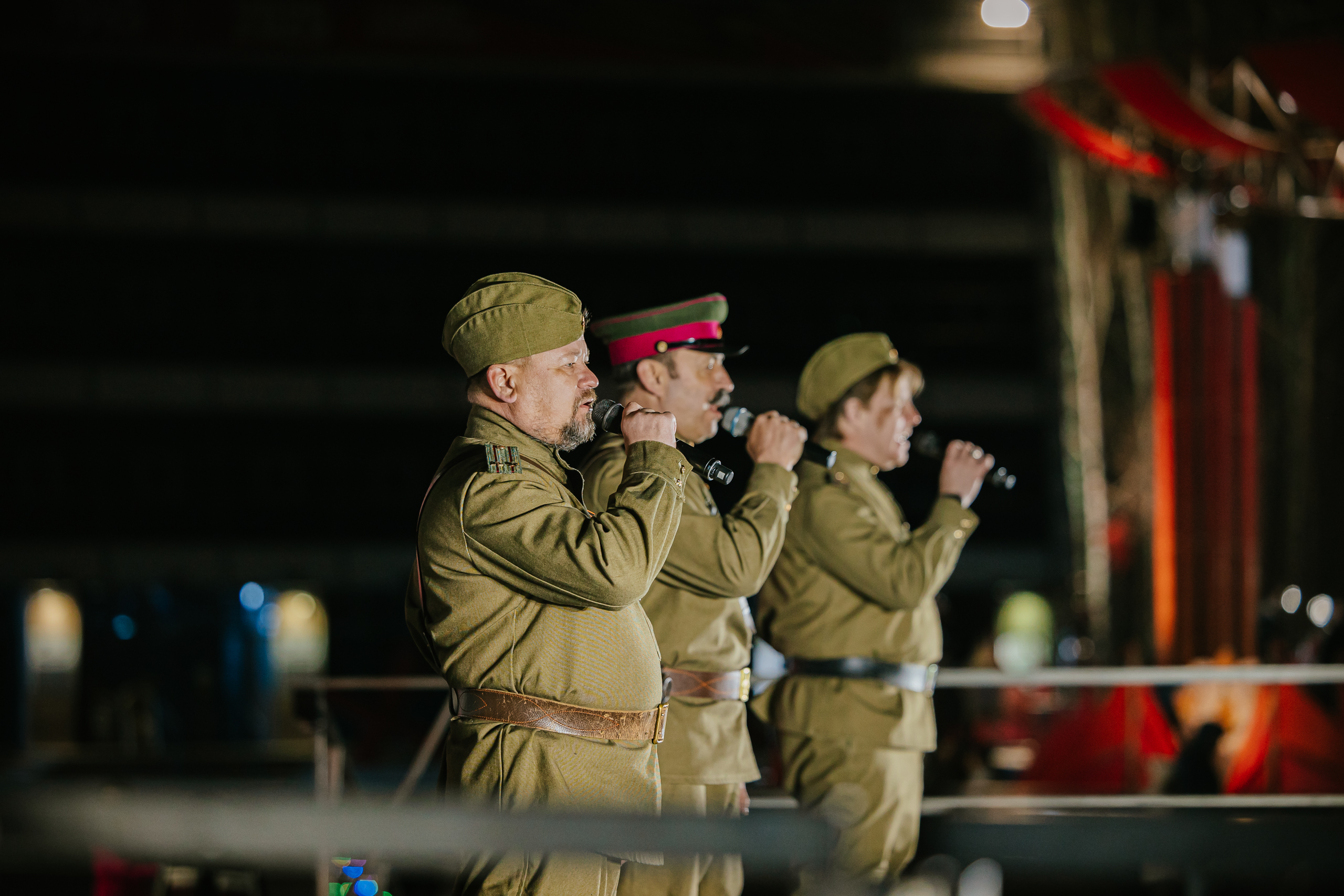 Концерты Победы состоялись на Центральной площади Ханты-Мансийска