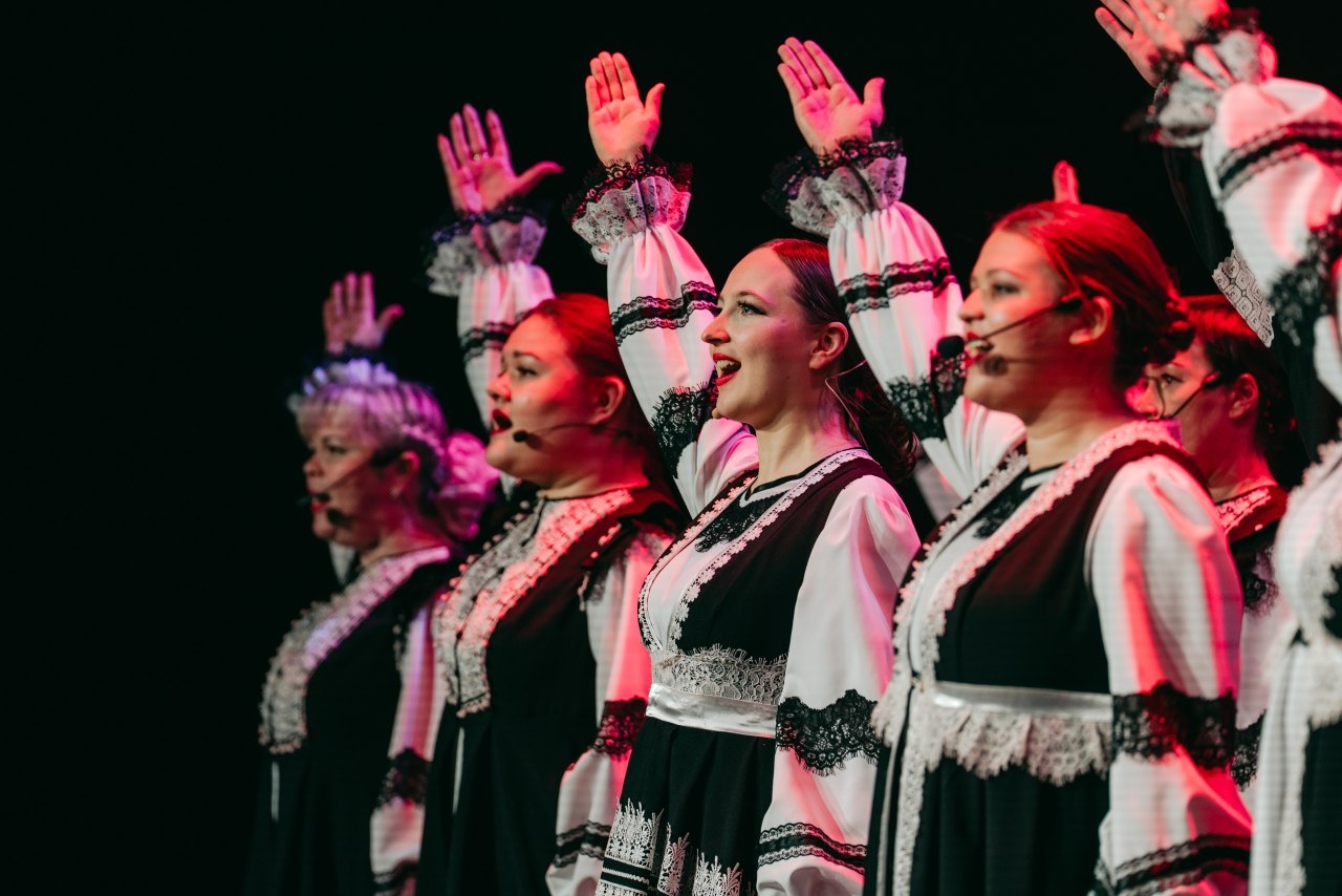 Артисты «Октября» завоевали 11 наград международного фестиваля