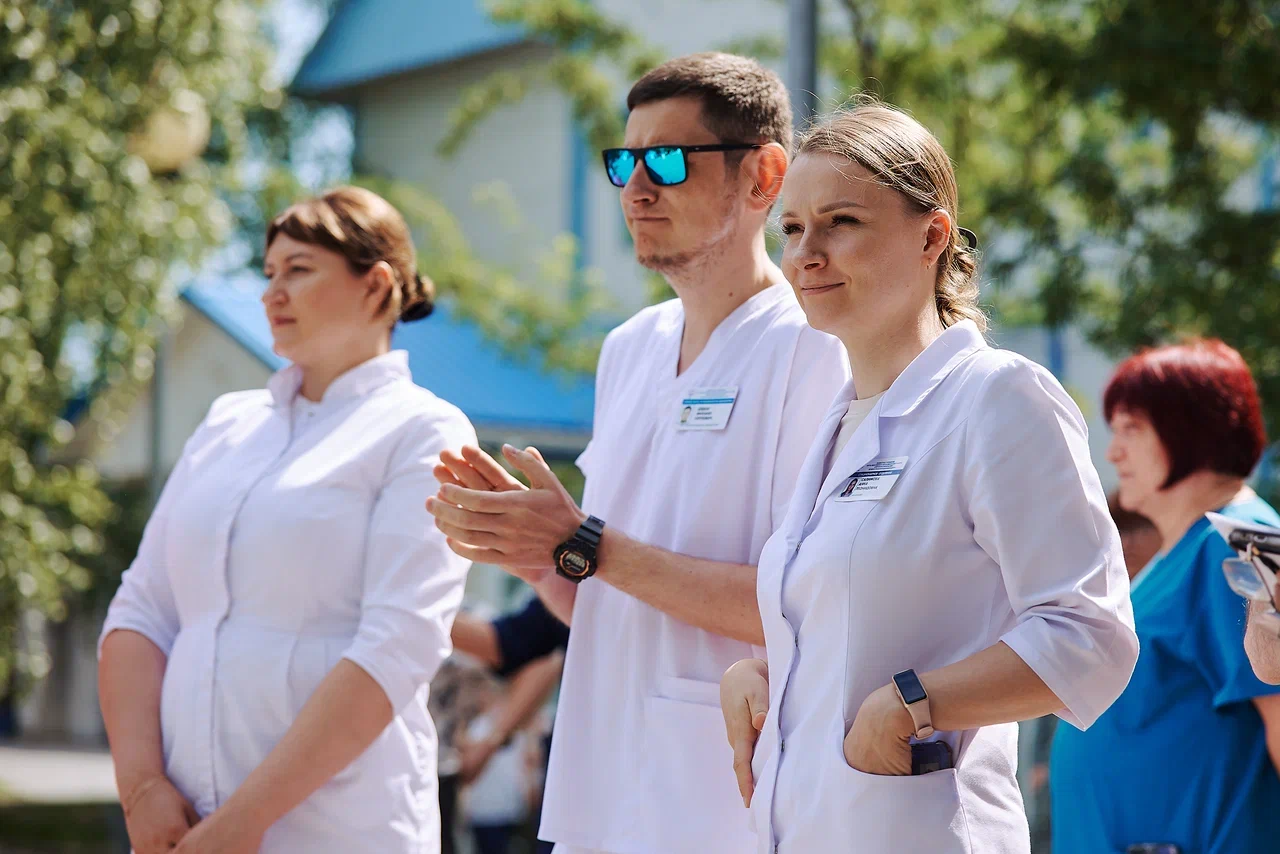 «Октябрь» поздравил медиков с профессиональным праздником