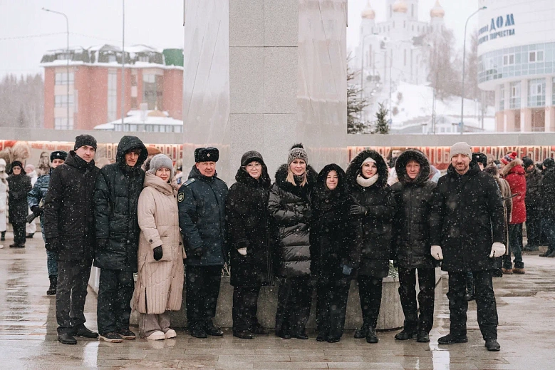 Открытие стелы «Ханты-Мансийск – город трудовой доблести»