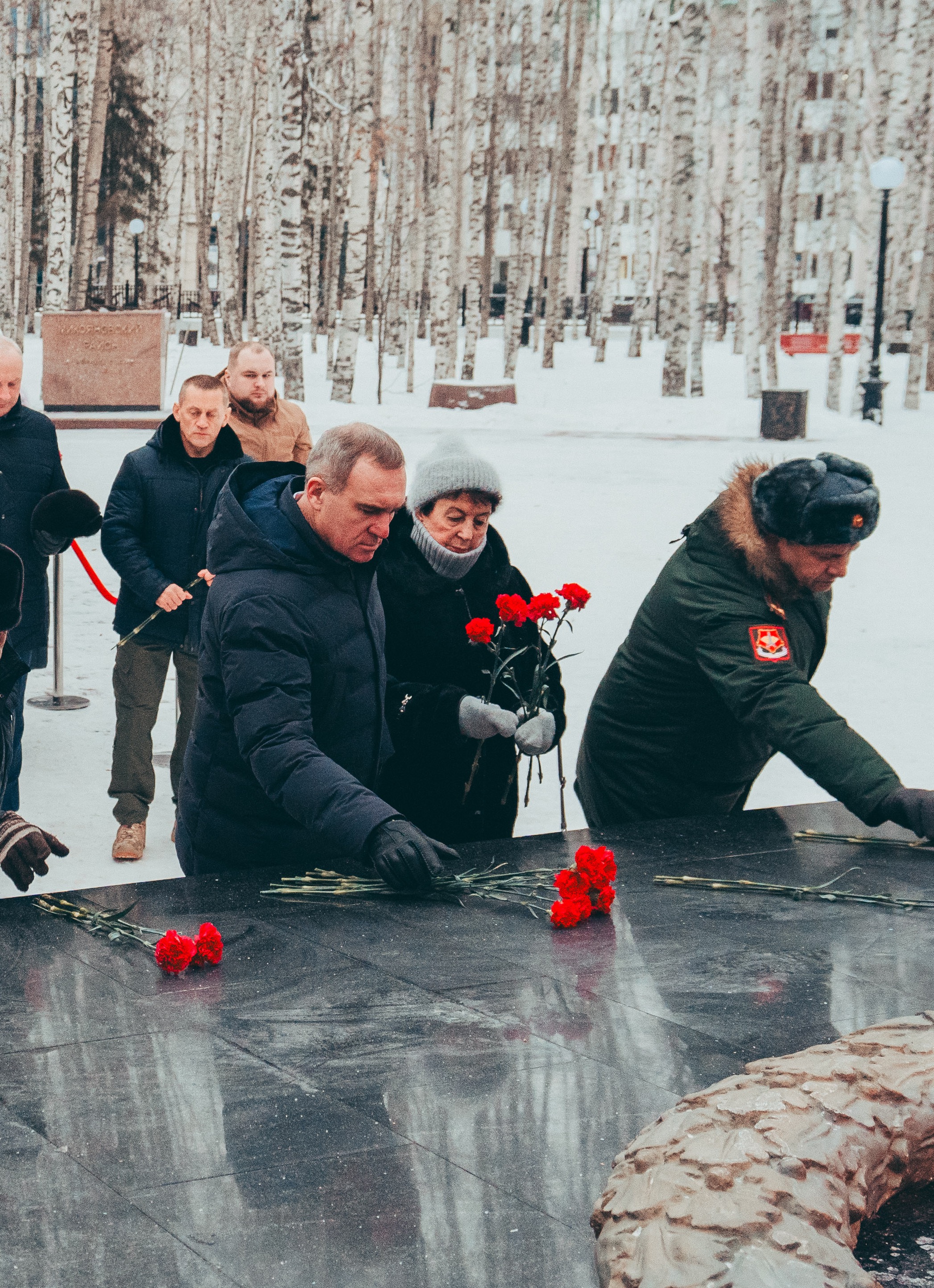 Ханты-Мансийск почтил память Героев Отечества