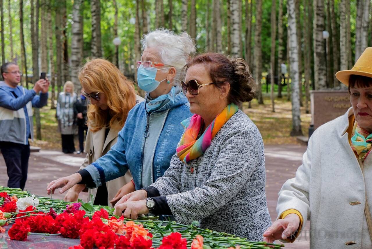 В Ханты-Мансийске почтили память соотечественников, погибших во Второй Мировой войне