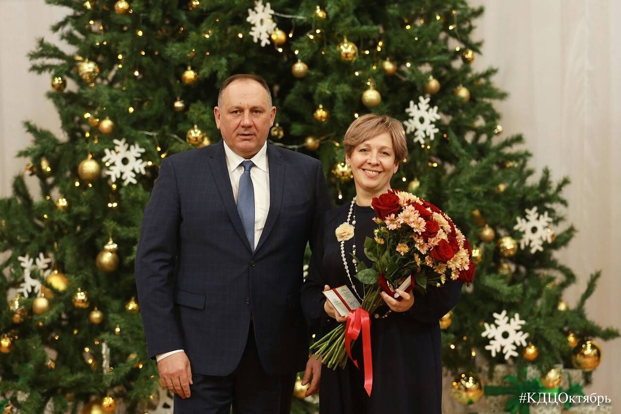 Глава Ханты-Мансийска наградил горожан по итогам года