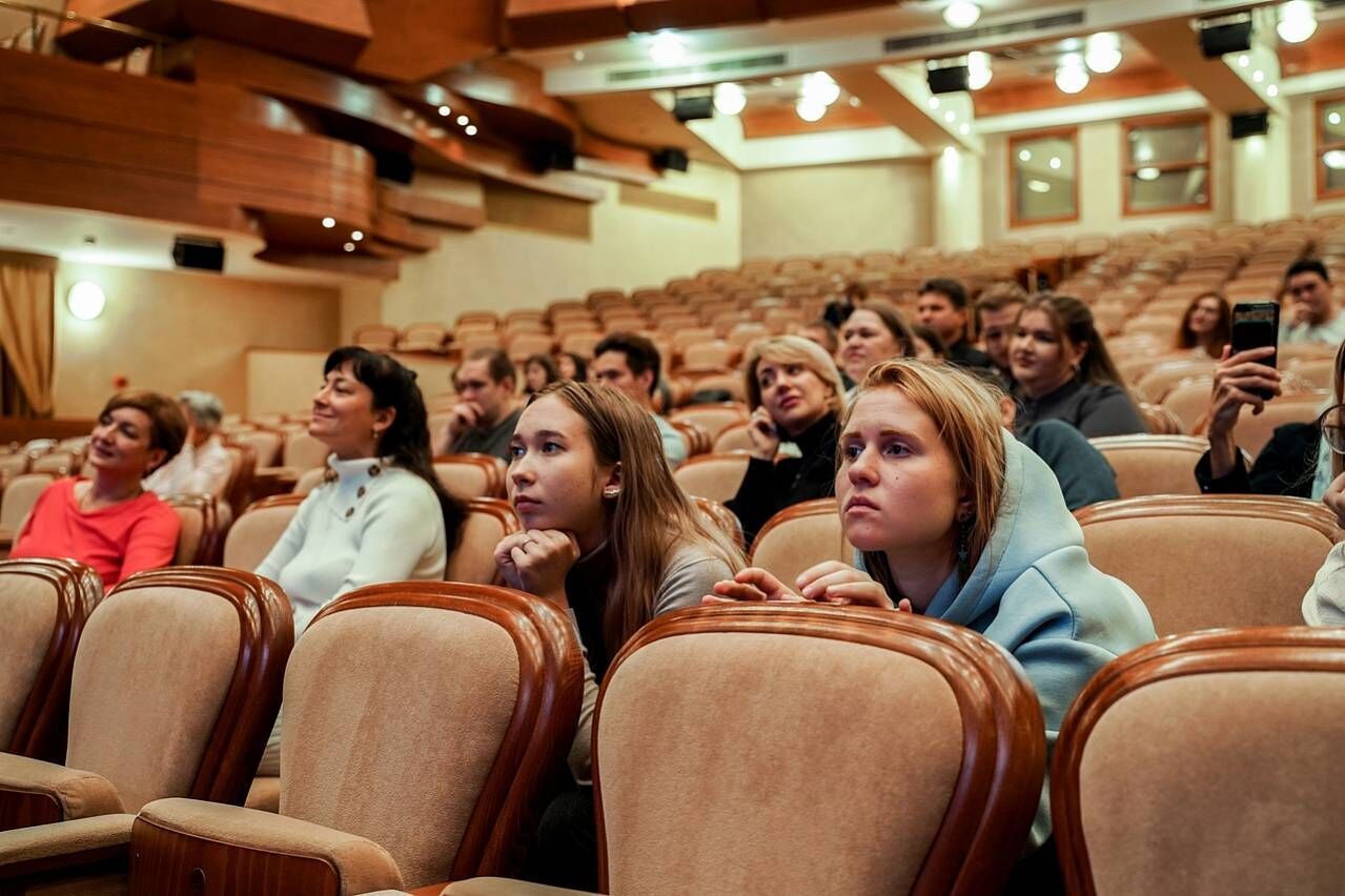 Артист КДЦ «Октябрь» принял участие в мастер-классе для молодых оперных исполнителей