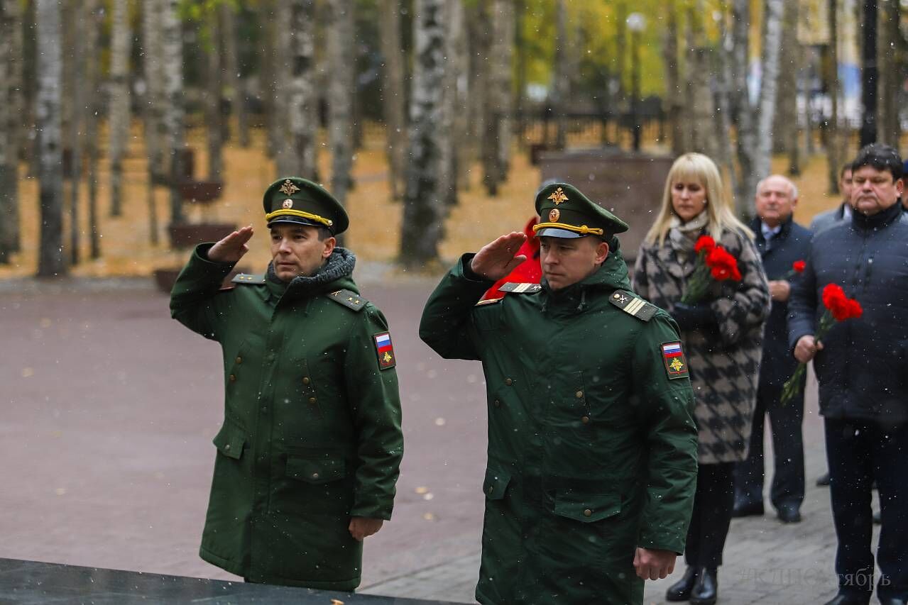 Делегация Республики Беларусь возложила цветы к Мемориалу Славы